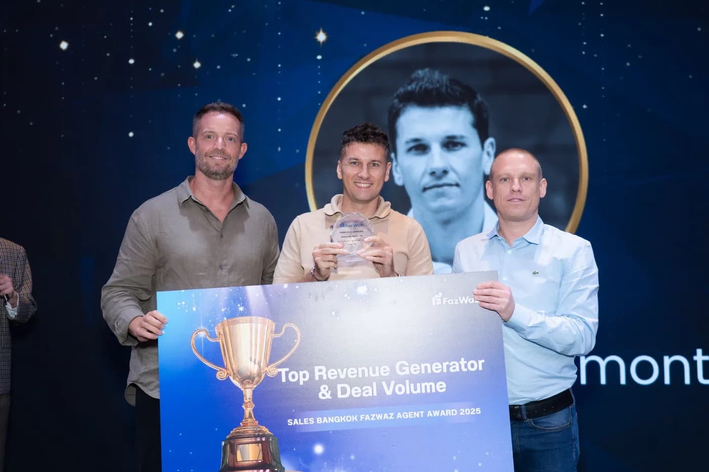 Alexandre Beaumont receiving the FazWaz Sales Bangkok Agent Award 2025 for Top Revenue Generator and Deal Volume.